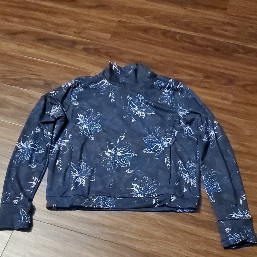 Columbia Women's Long Sleeve Rash Guard Top with Blue Floral Design